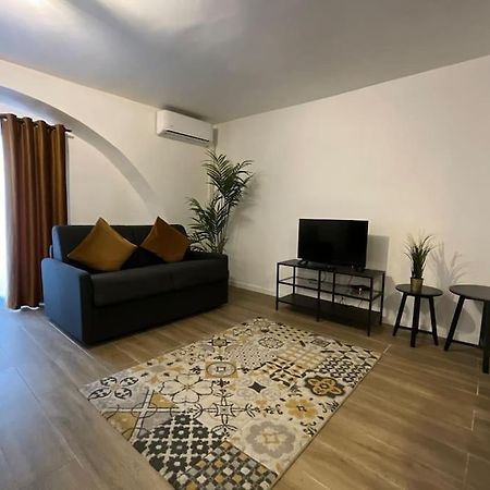 Ks Paris Studio Appart Near Station Gare Du Nord And Gare De L Est Екстер'єр фото