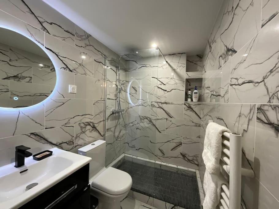 Ks Paris Studio Appart Near Station Gare Du Nord And Gare De L Est Екстер'єр фото